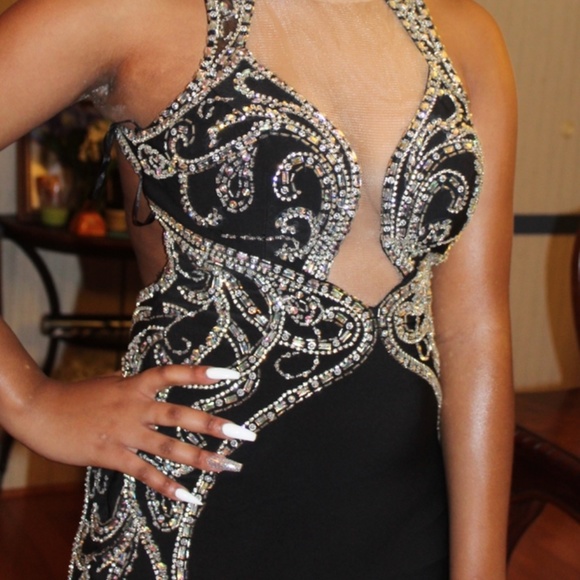 Prom Dress - Picture 3 of 4